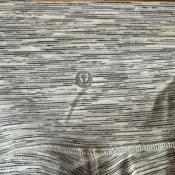 Lululemon Athletica white and Gray Leggings - like new! - Picture 2 of 4